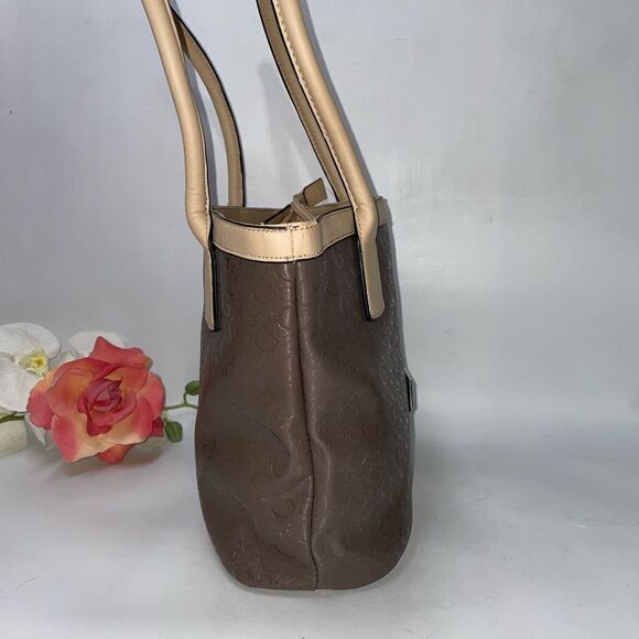 Guesss Newbel Taupe Tote - Picture 5 of 10